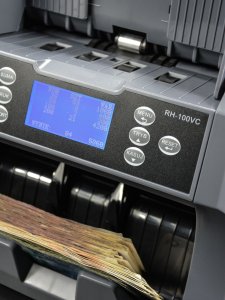 Selectic-RH-100VC-Szara-makro-raport